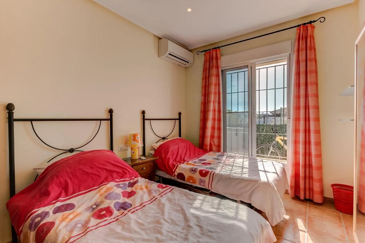 Apartment Al Andalus Thalassa Duplex Met Groot Dakterras, 3 Slaapkamers En Wifi Vera